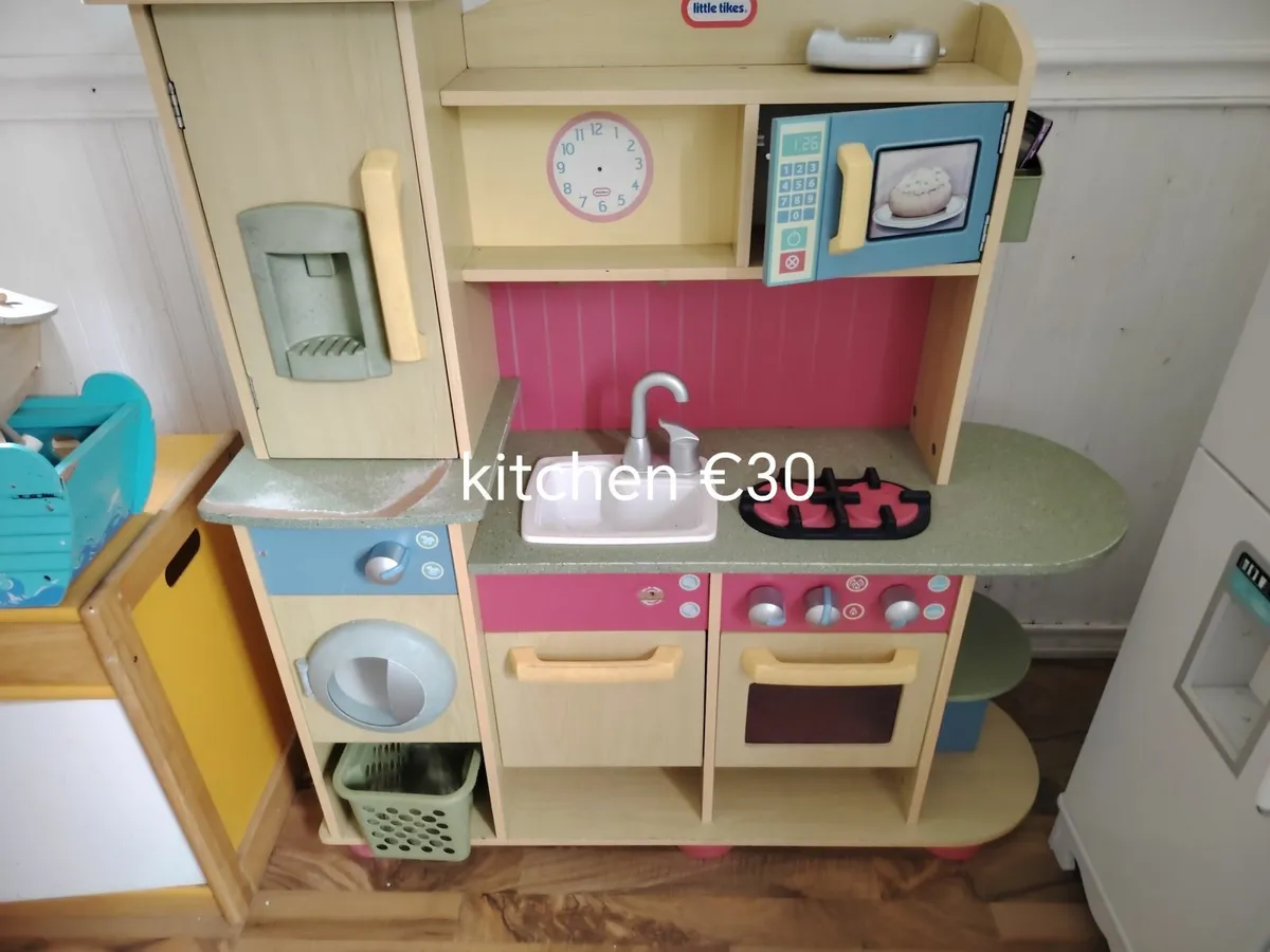 Toys - Image 1