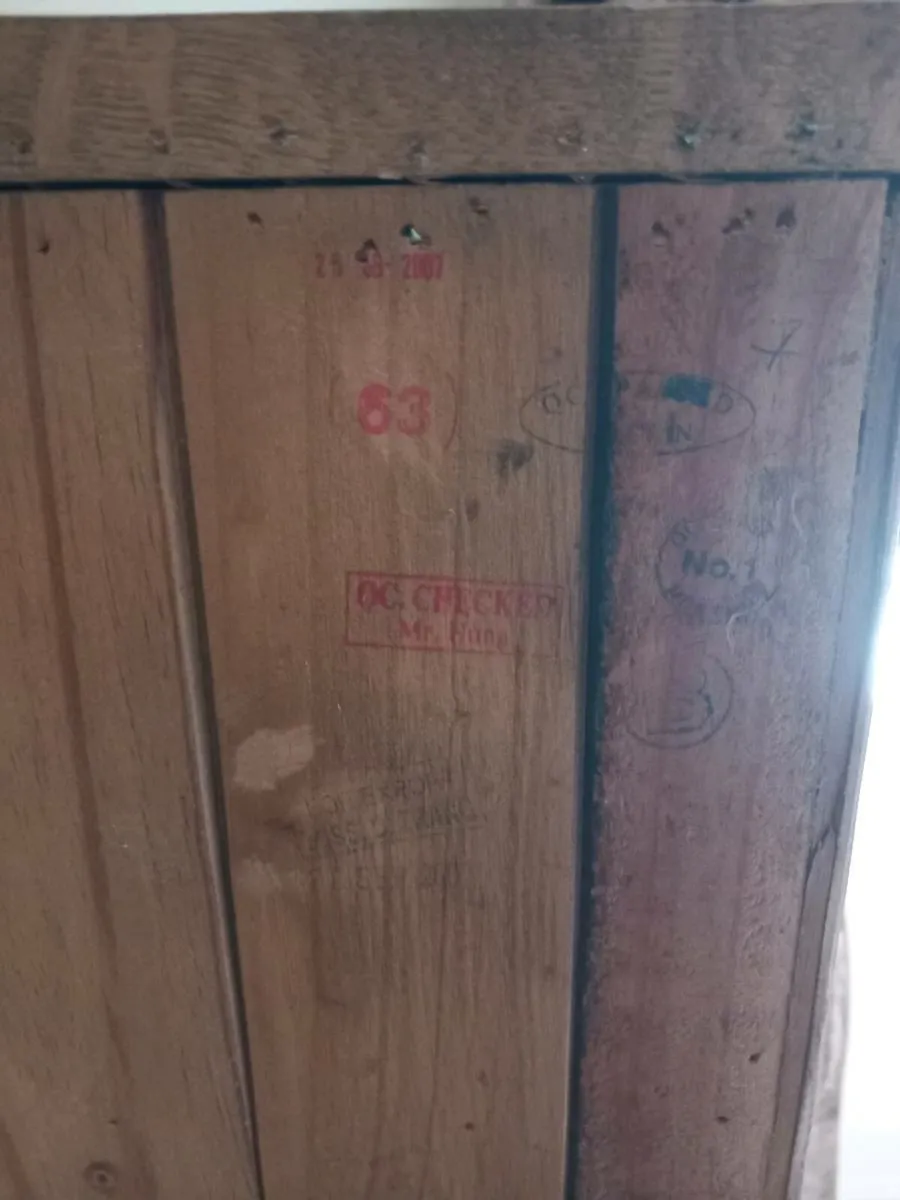 7 drawer tallboy unit (chest of drawers) - Image 4