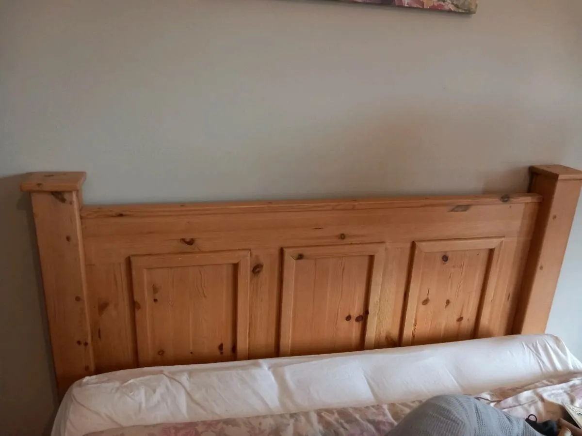 Bedside lockers and headboard - Image 3