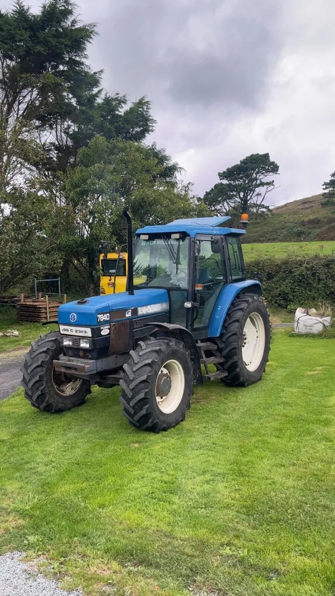 New Holland 7840 - Image 1