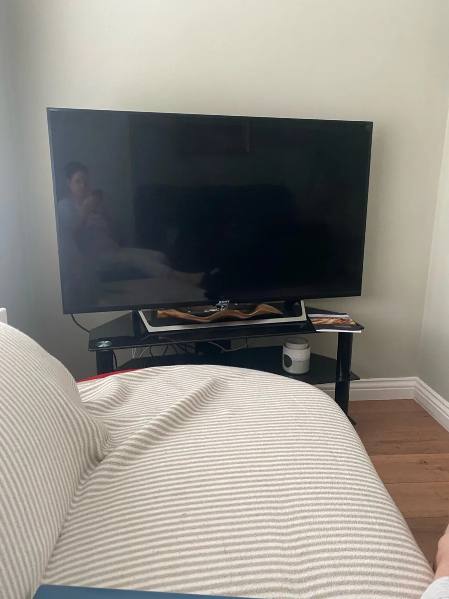 Sony tv 49”
