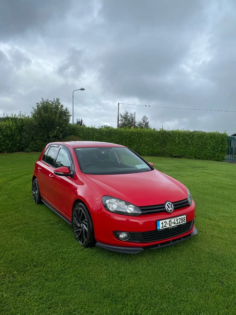 Volkswagen Golf Diesel Red - Image 1