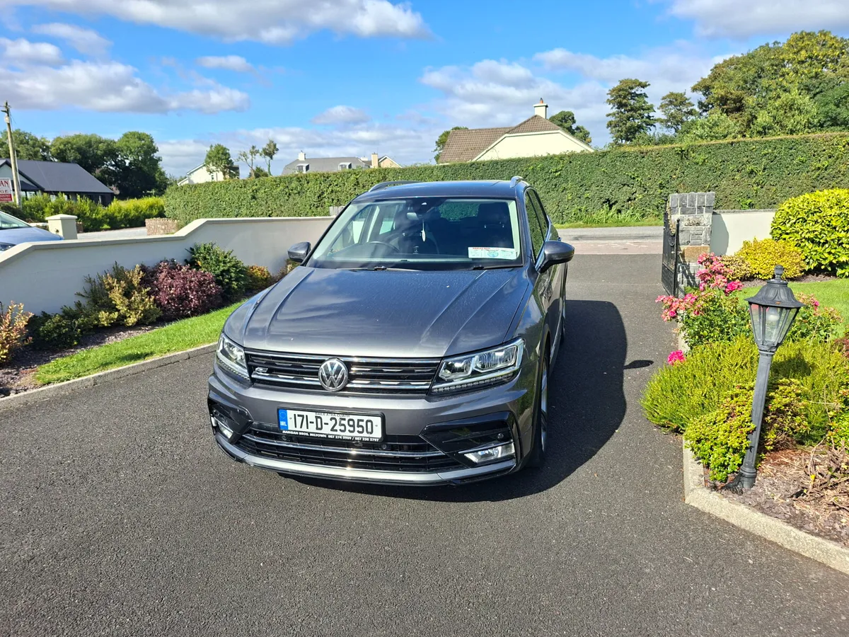 Volkswagen Tiguan 2017 - Image 2
