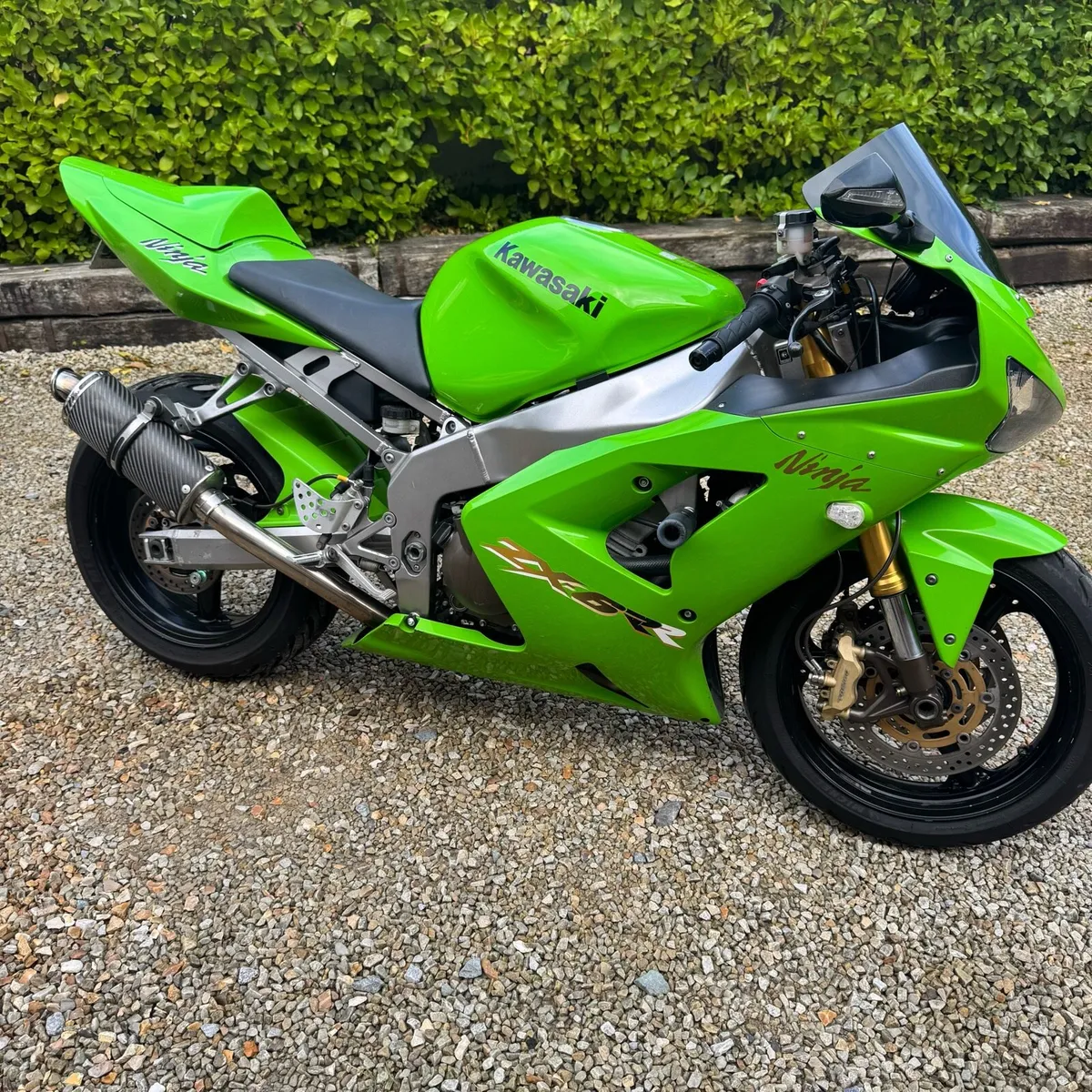 Kawasaki Ninja ZX6RR - Image 1