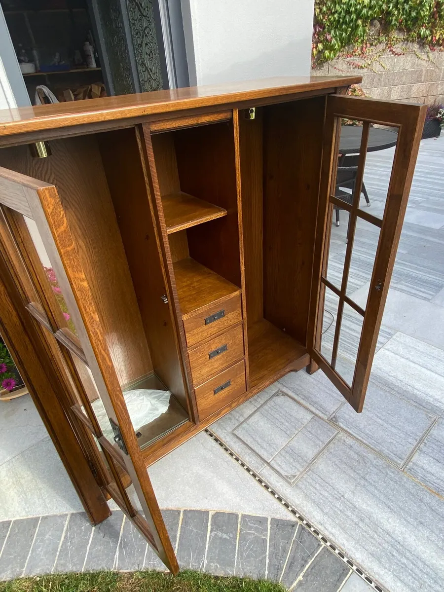 Furniture - Image 4
