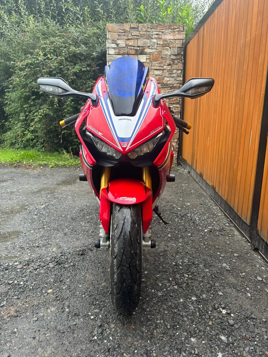 2018 cbr1000rr sp - Image 2