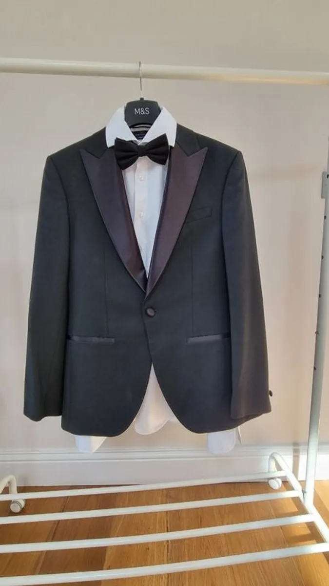 2 Men's Tuxedos for sale - Image 2