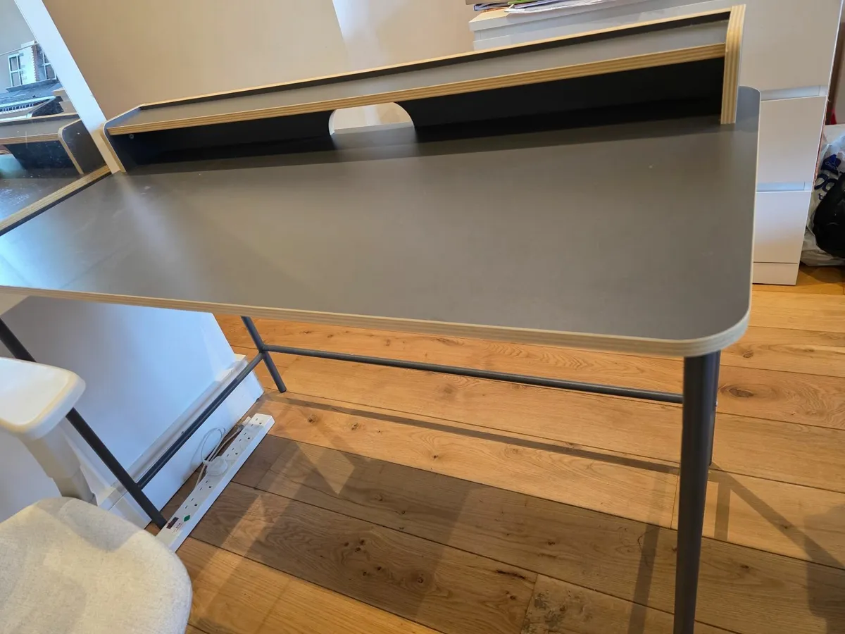 Computer Desk - Image 4