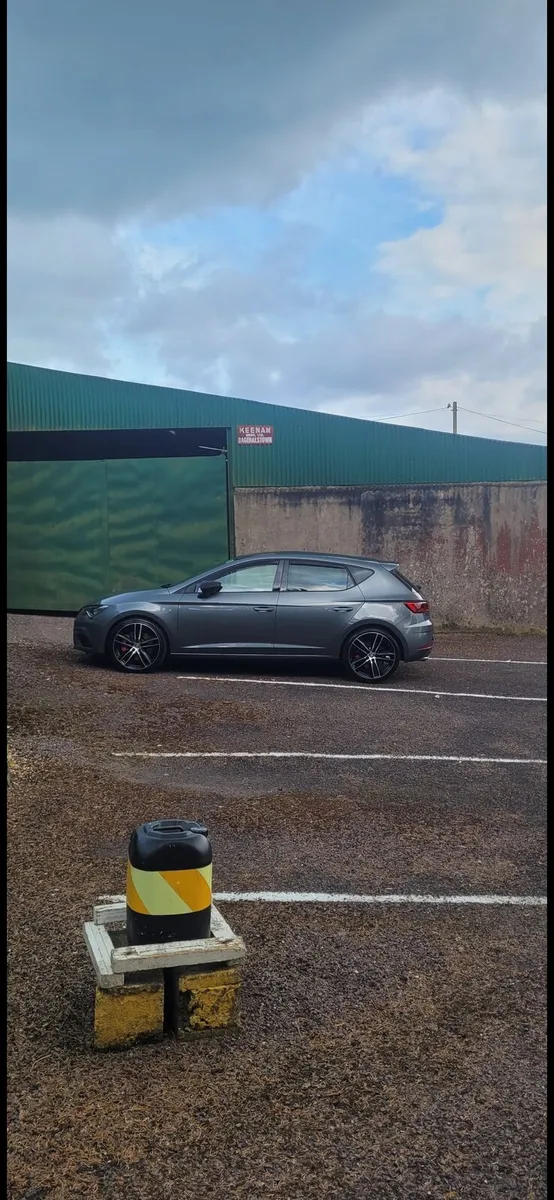 Seat leon cupra 300 - Image 3
