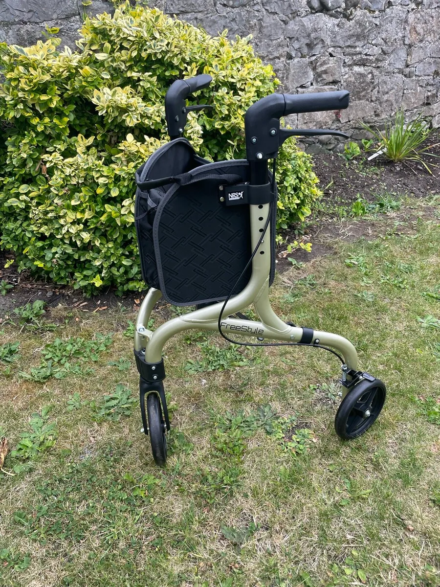 Walking aid - Image 1