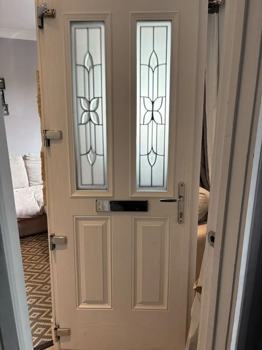 Composite door - Image 2