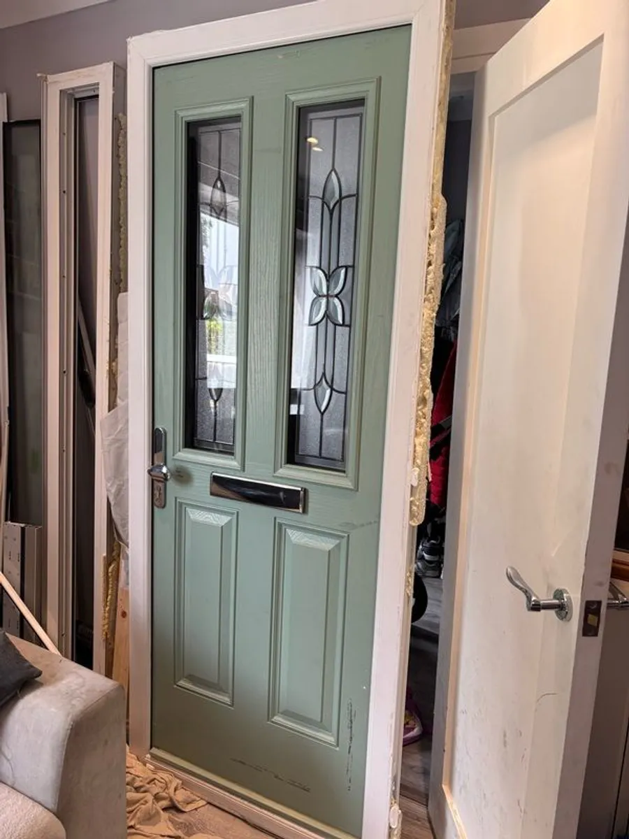 Composite door - Image 4