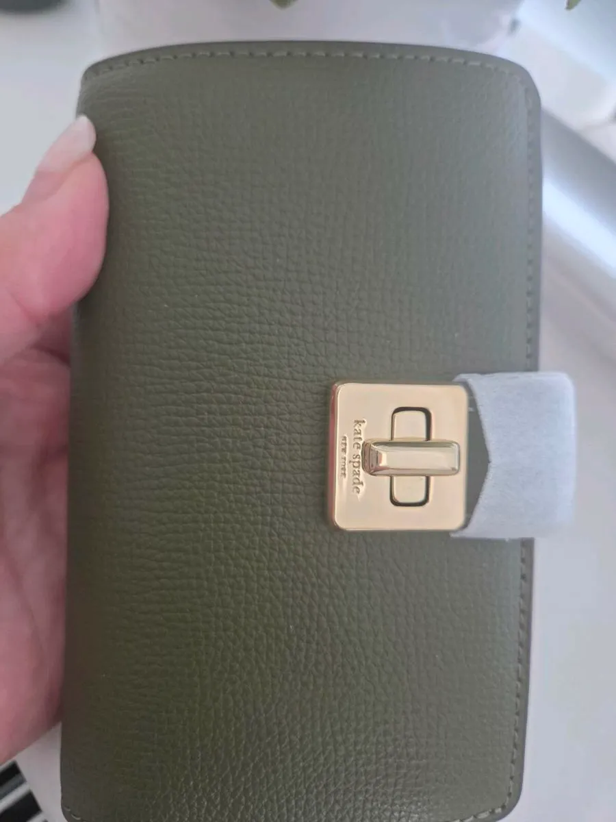 Kate Spade wallet - Image 4