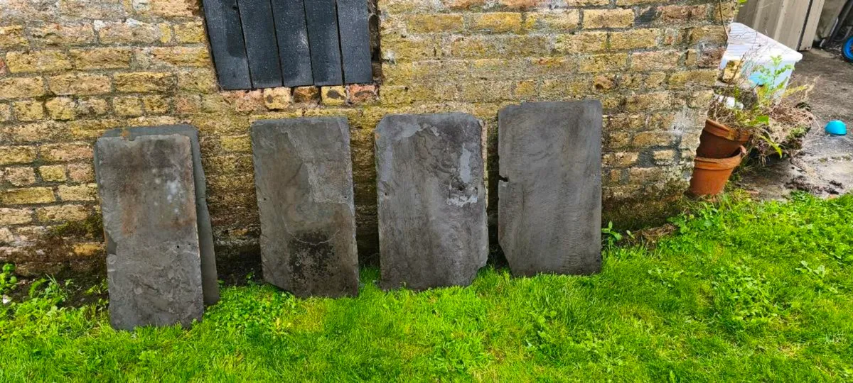 Natural Reclaimed Roof Slates – 70x40cm - Image 3