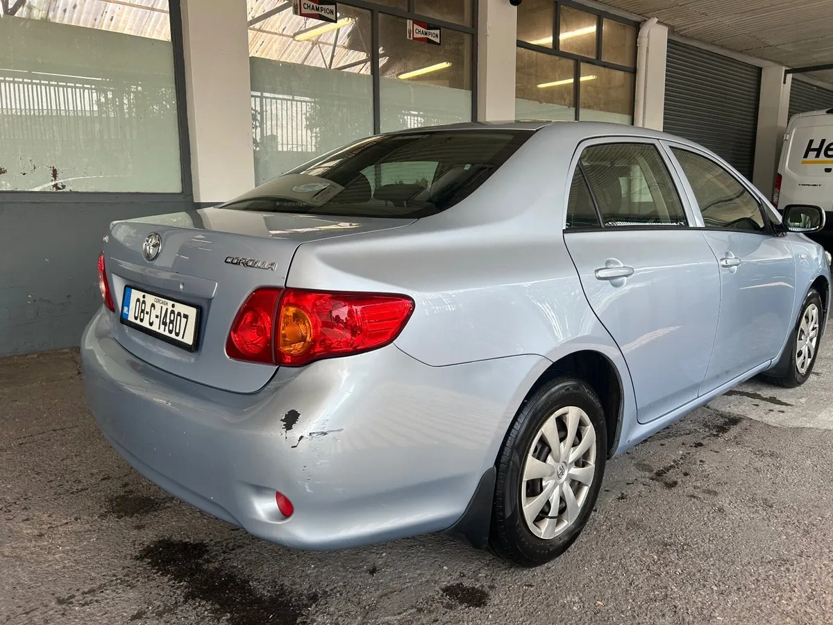 Toyota Corolla 2008 - Image 2
