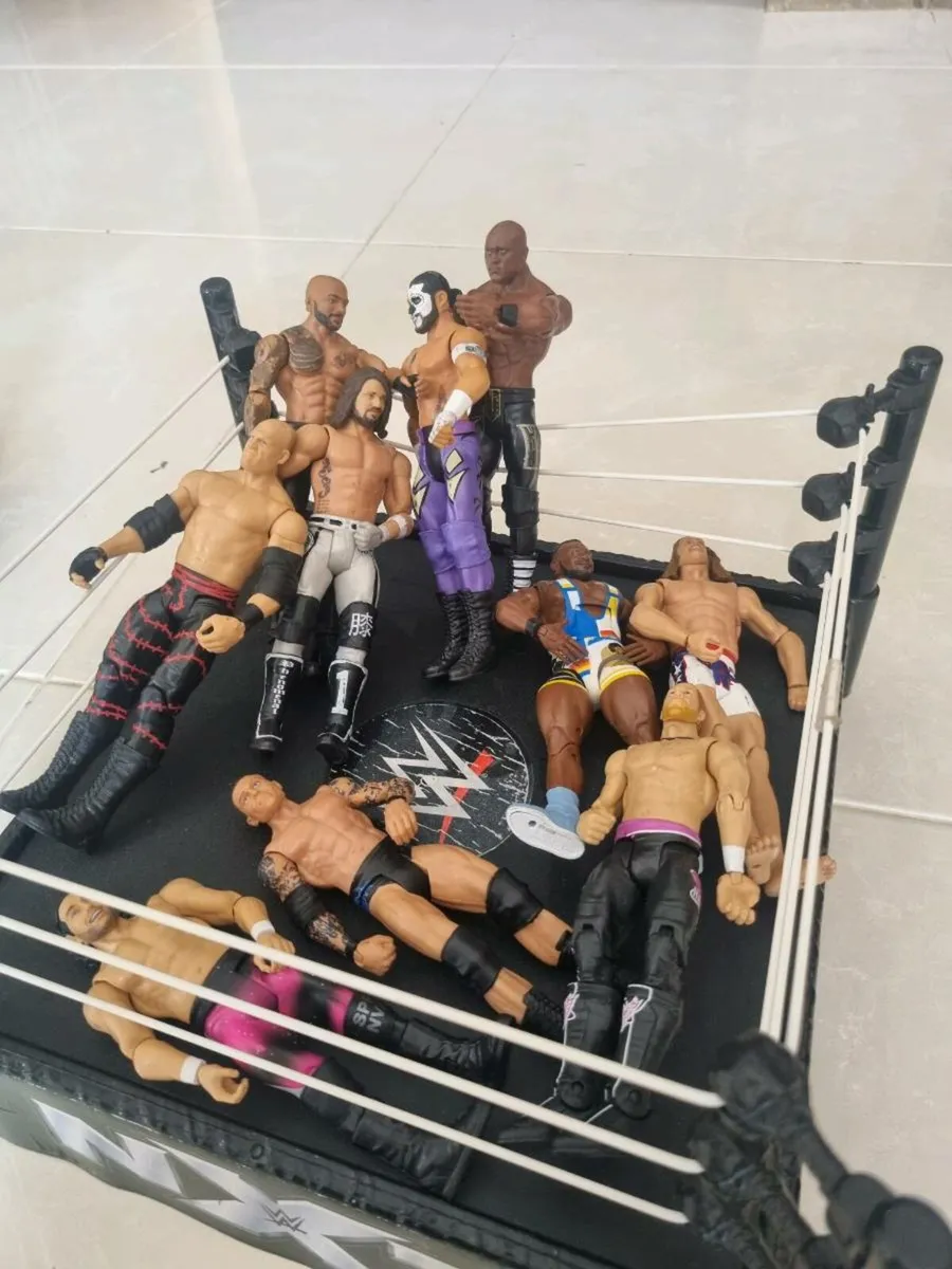 Wrestling figures with ring - Image 2
