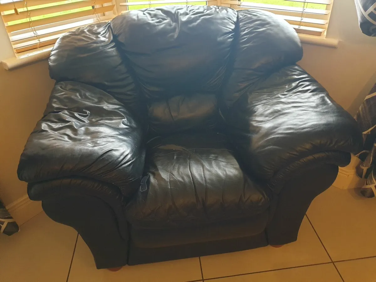 Sofa - Image 2