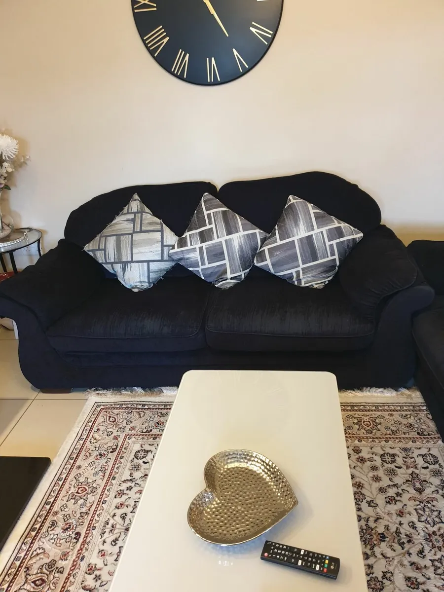 Sofa - Image 4