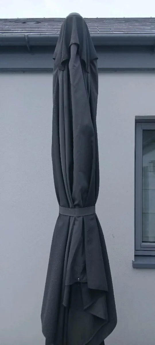 Large Patio umbrella - Image 2