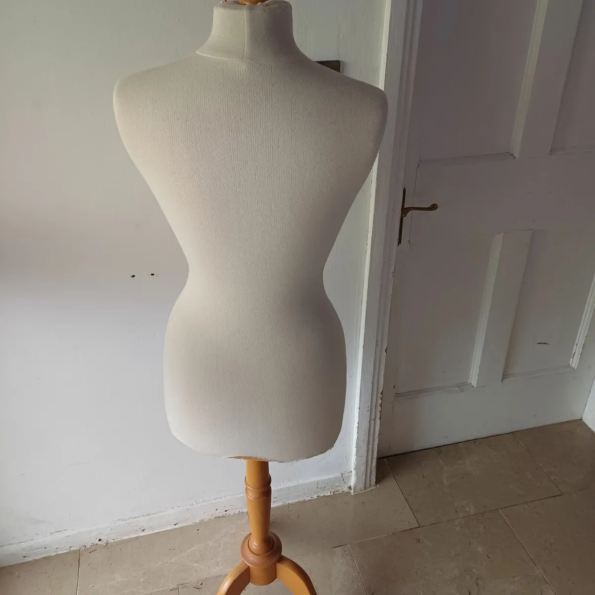Tailor's dummy - Image 2