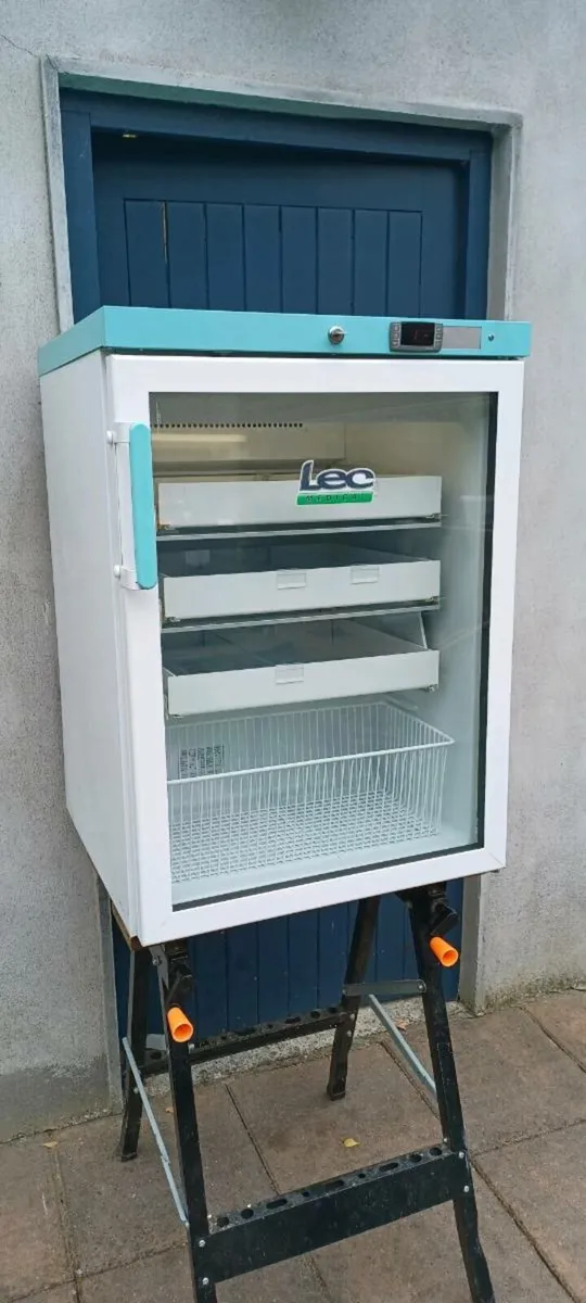 Under counter fridge - Image 1