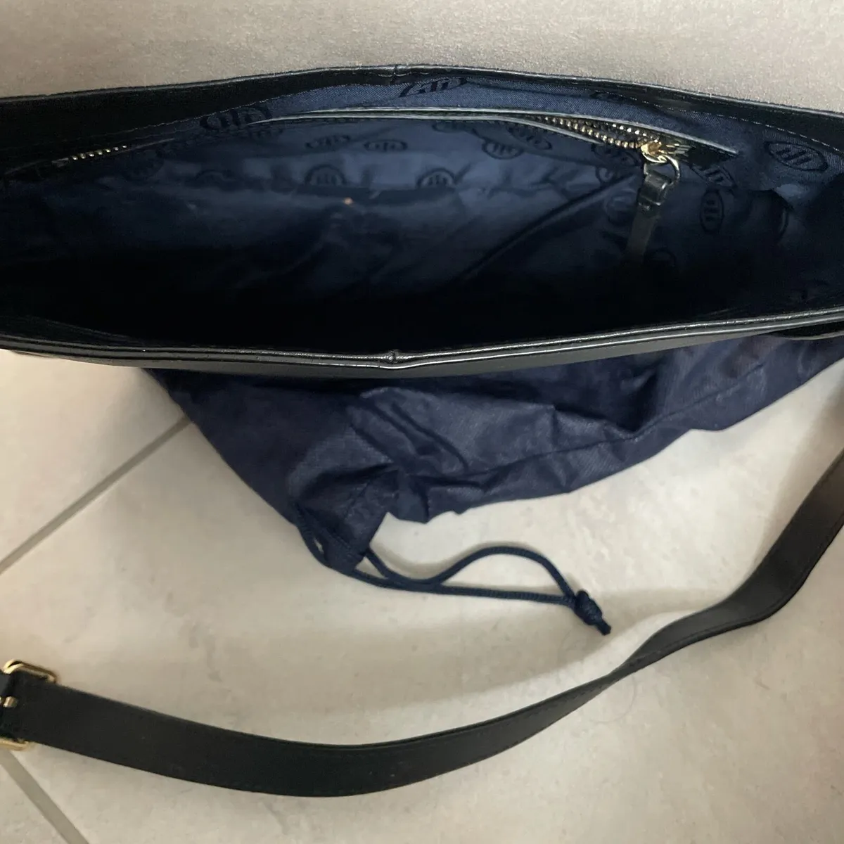Tommy Hilfiger Leather bag - Image 2