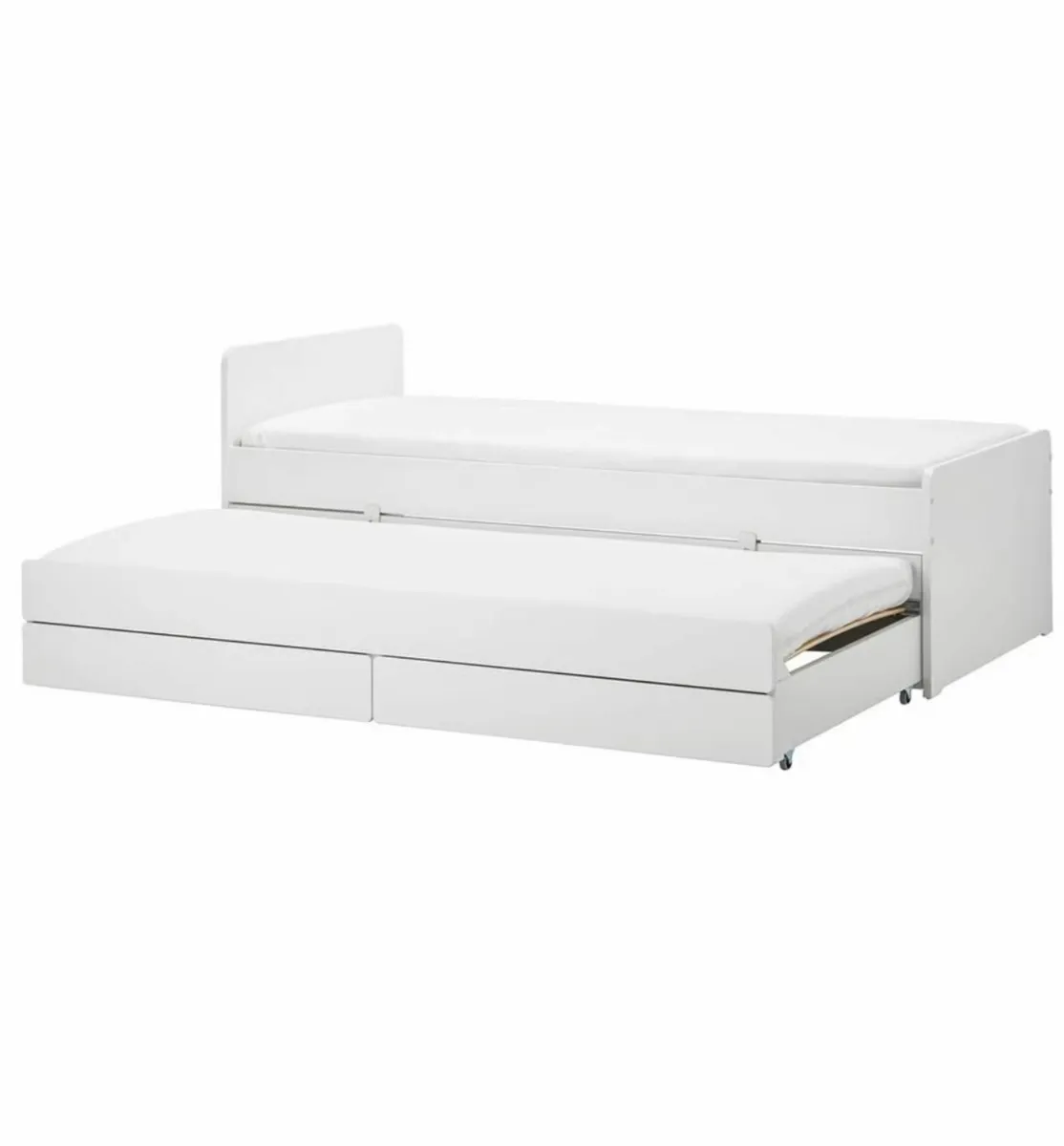 Bed - Image 1