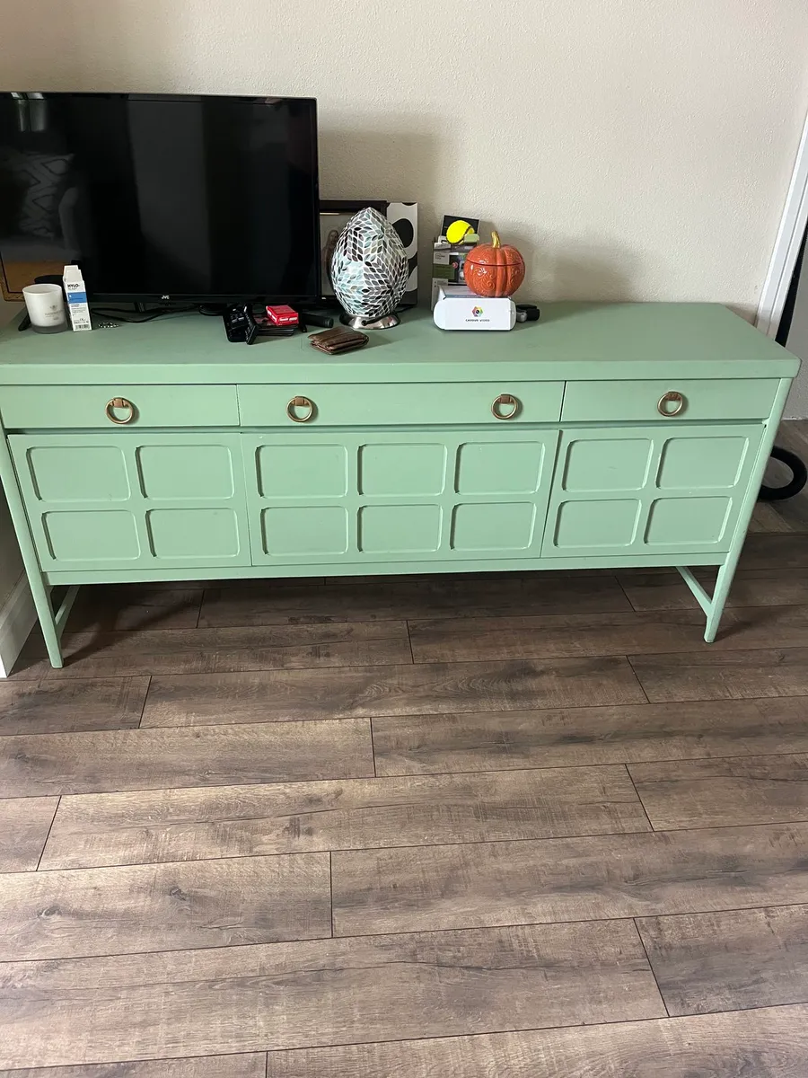 Cabinet - Image 3