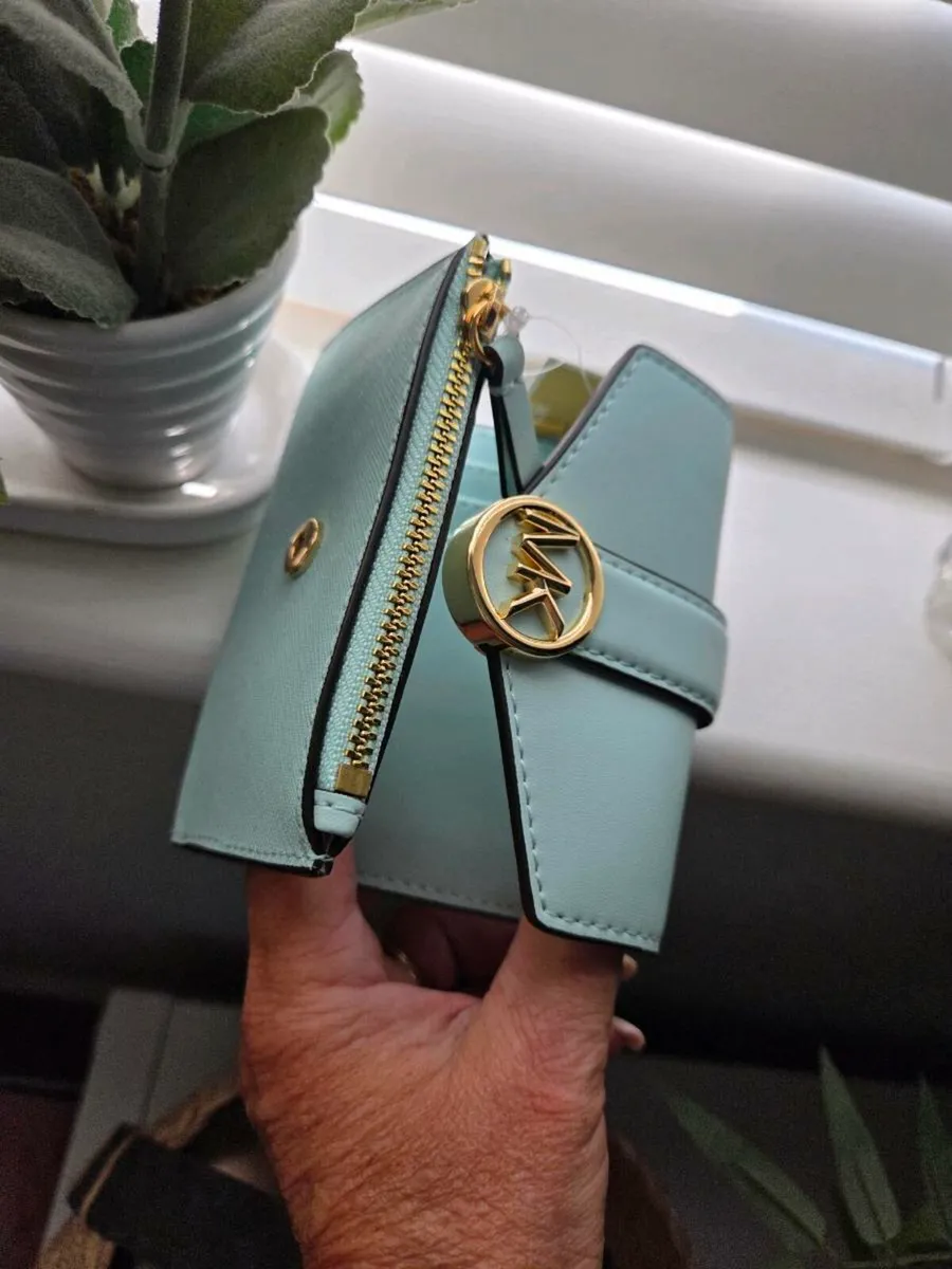 Michael kors wallet - Image 3