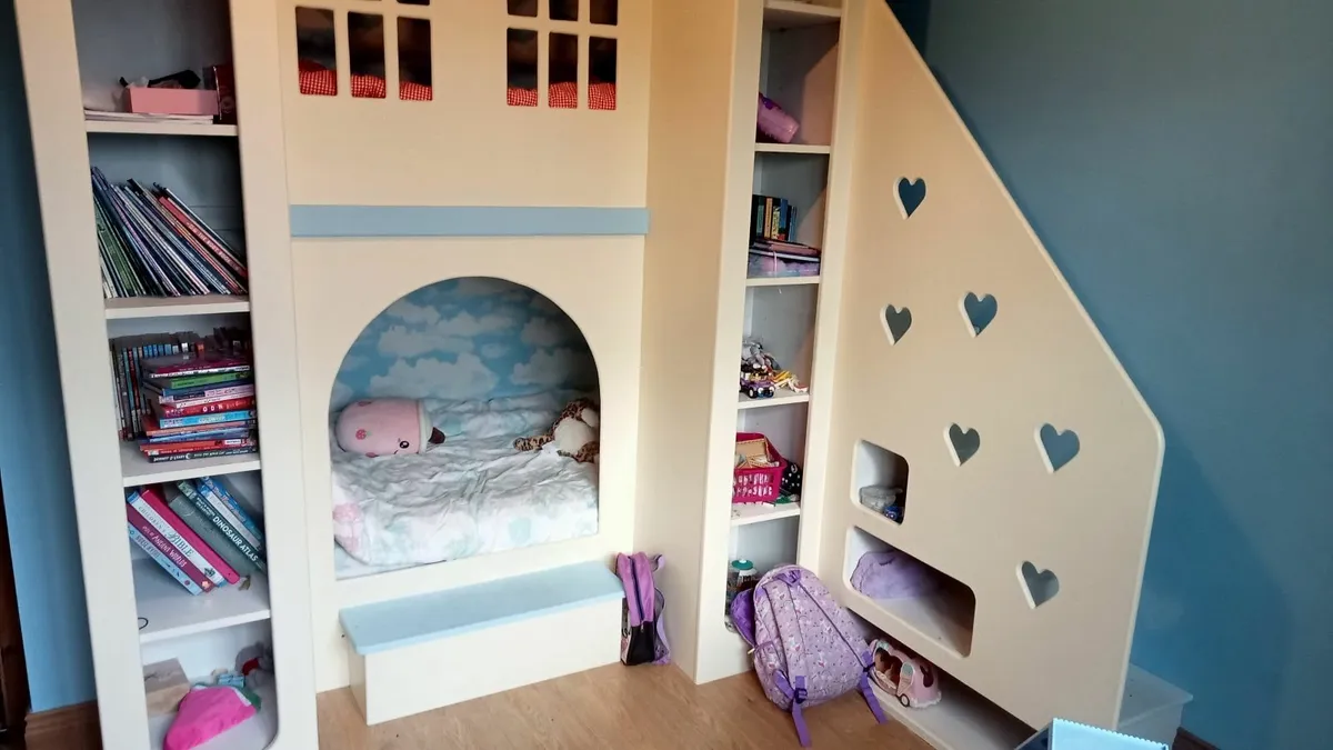 Bunk bed castle panelling - Image 4