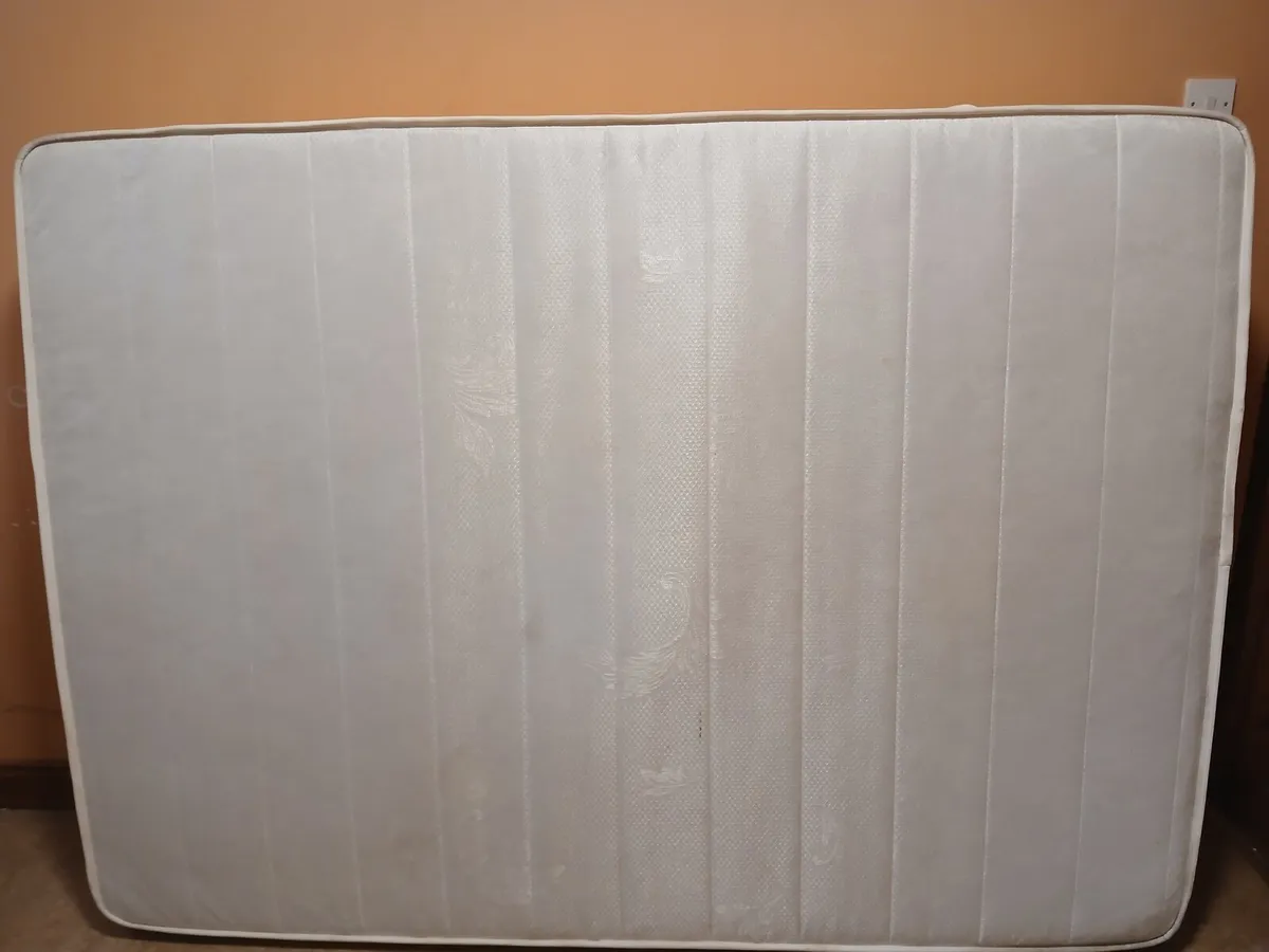 Double bed Mattress - Image 4