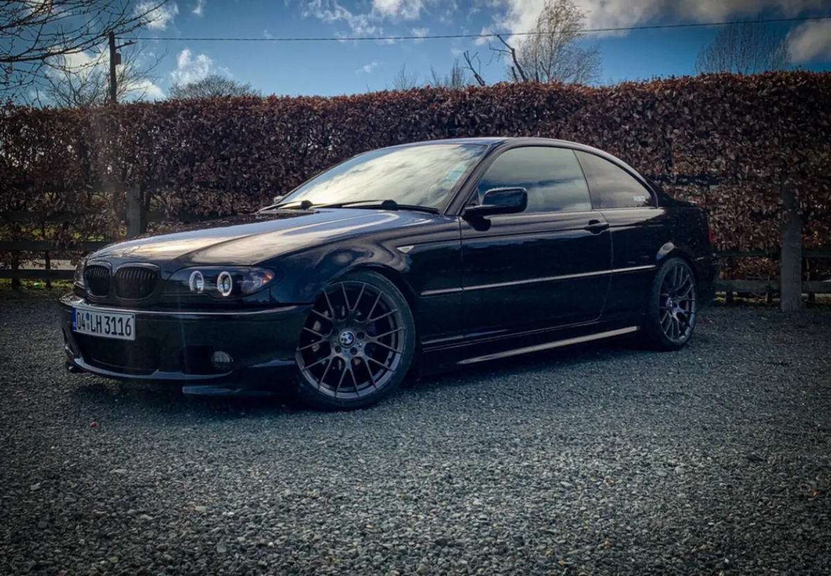 2004 E46 M54B30 - Image 1