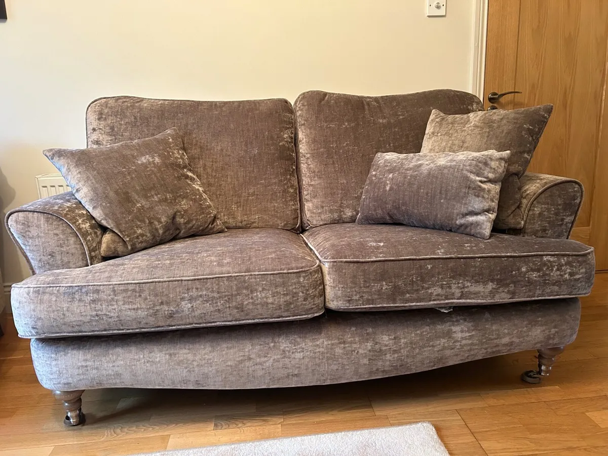 Sutton 3 seater sofa and two armchairs - Image 1