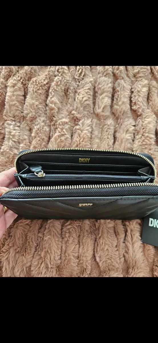 DKNY Wallet - Image 2