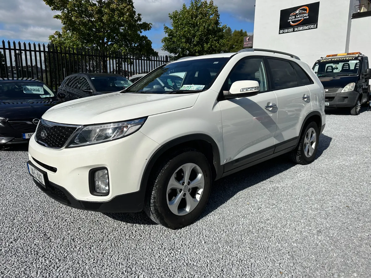 2014 (141) Kia Sorento Platinum 4X4 - Image 3