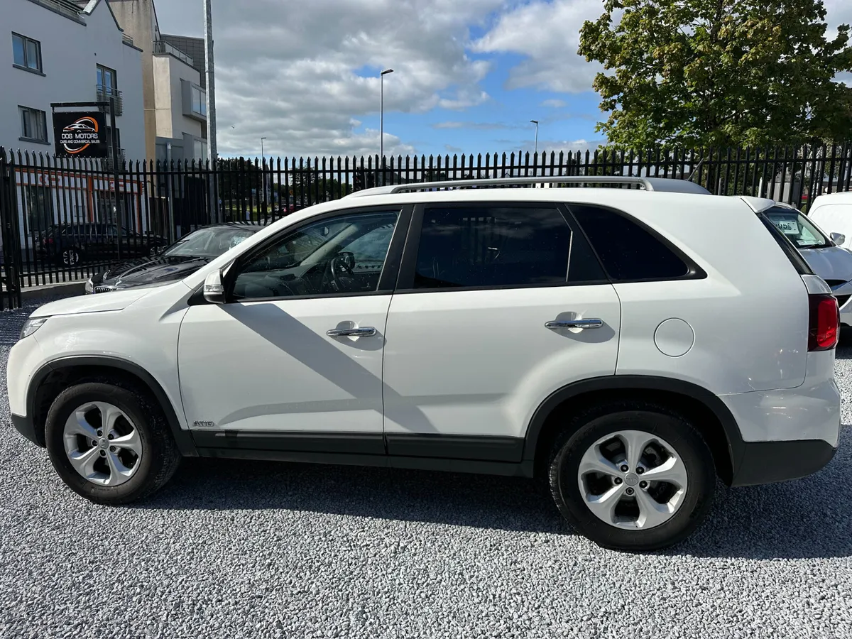 2014 (141) Kia Sorento Platinum 4X4 - Image 4