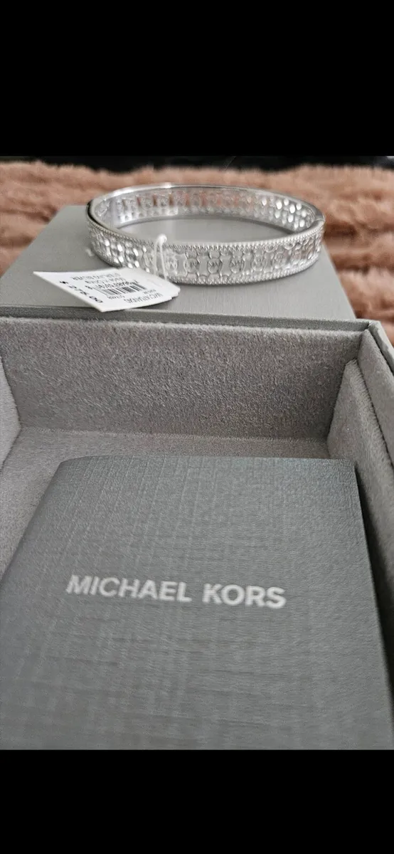 Michael kors bracelet - Image 4