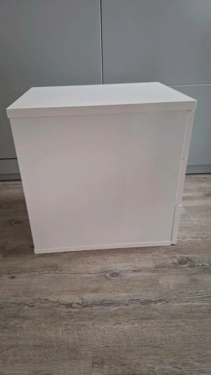 3 drawer under desk pedestal - Image 4