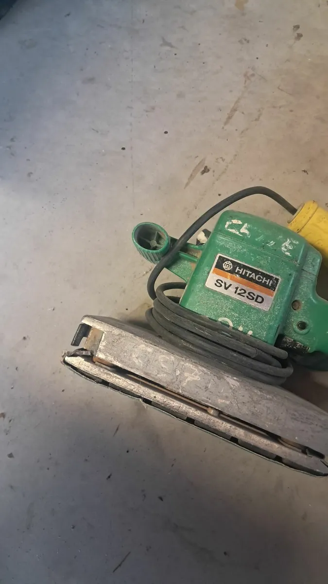 Selection of tools - Image 1