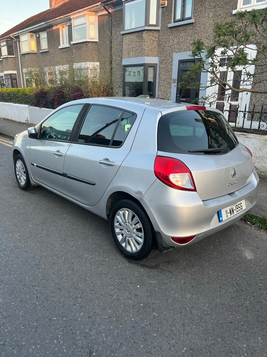 Renault Clio III 1.2 Dynamique (NCT 07/26) - Image 3