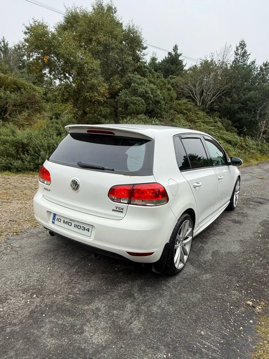 Volkswagen Golf - Image 4
