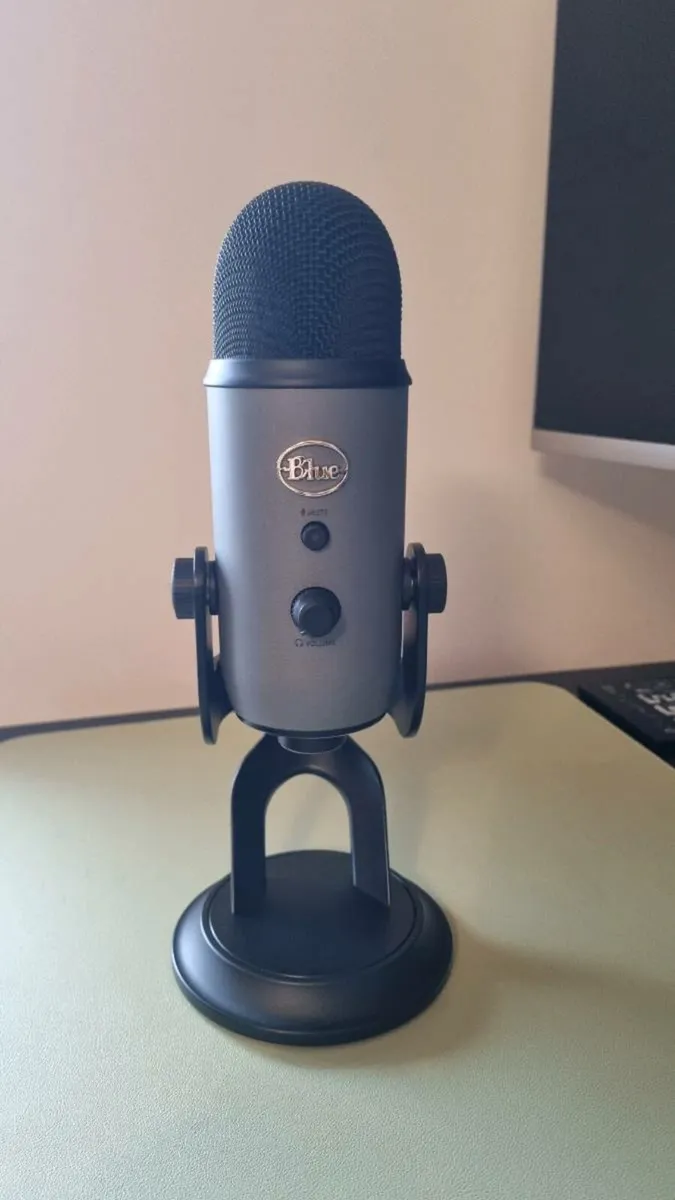 Yeti Blue Microphone and Compass boom arm - Image 1