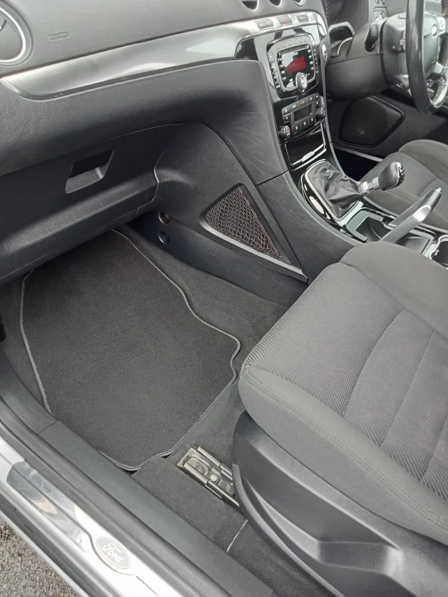Ford S-Max 2012 2.0Tdci Titanium - Image 4