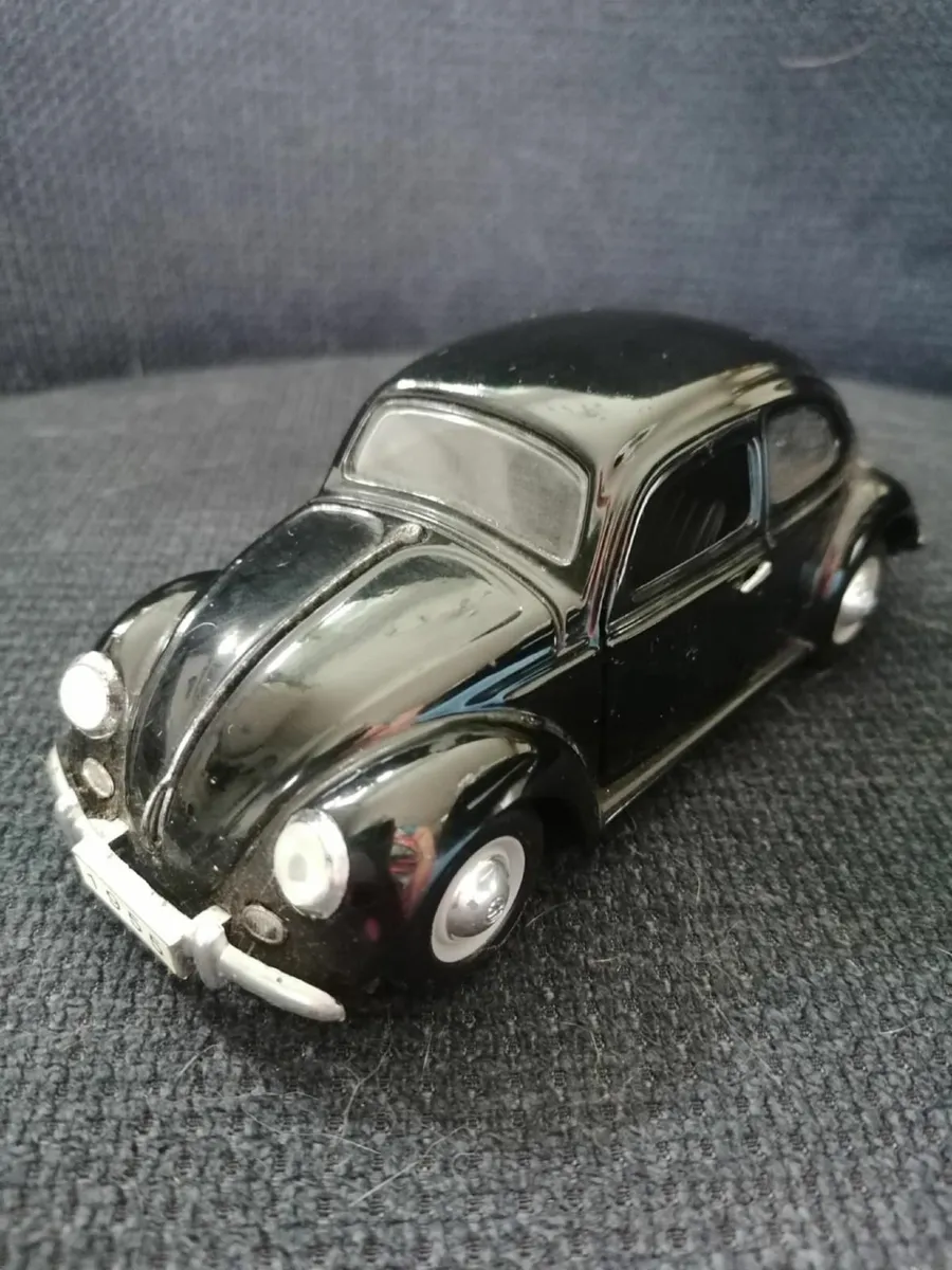VW Volkswagen 1955 Beetle Bug SS7707 Diecast Car - Image 1