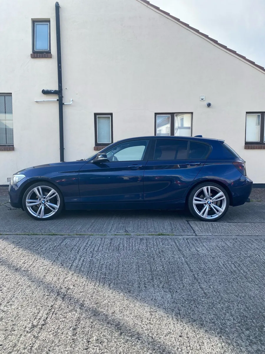 BMW 1 series 118d Sport - Image 3