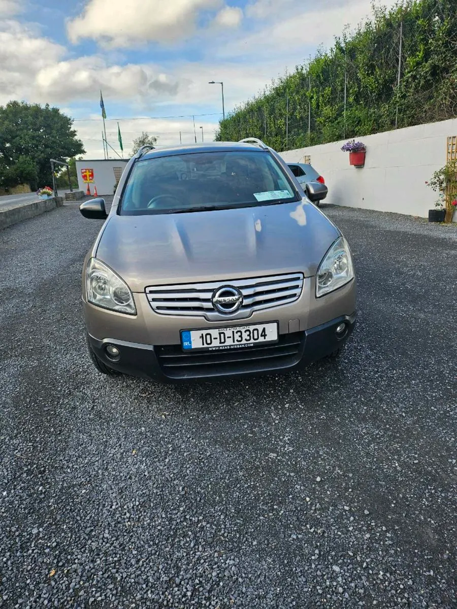 Nissan Quashai 7 seater - Image 1