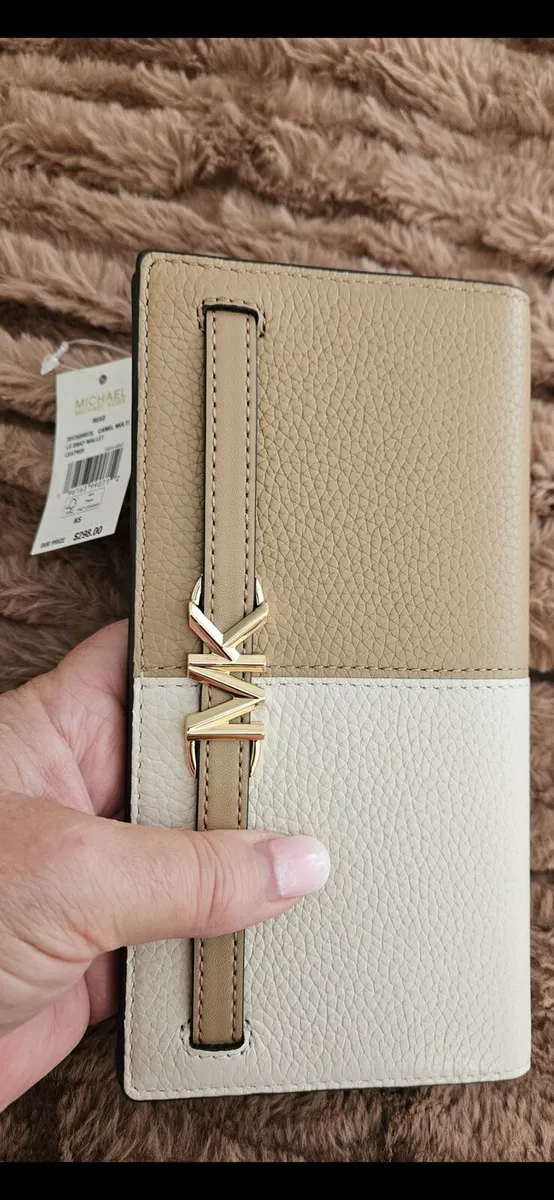 Michael kors bracelet - Image 1