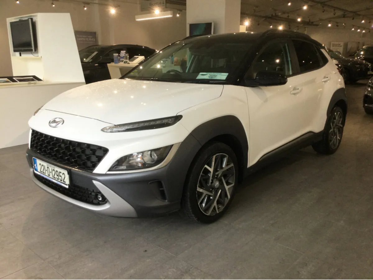 Hyundai KONA HYBRID ** VERY LOW KMS ** - Image 3