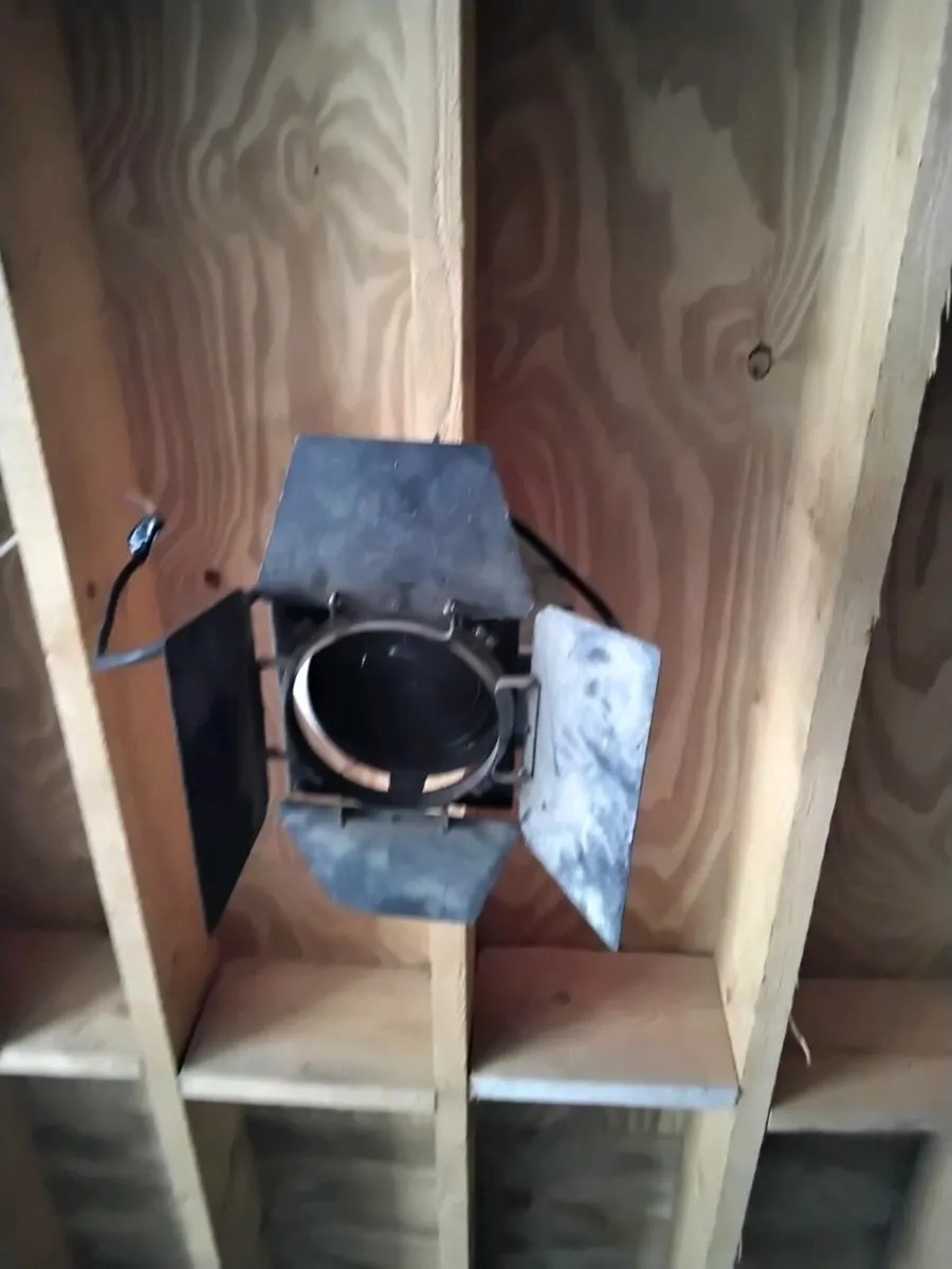 Old Theatre lights - Image 2