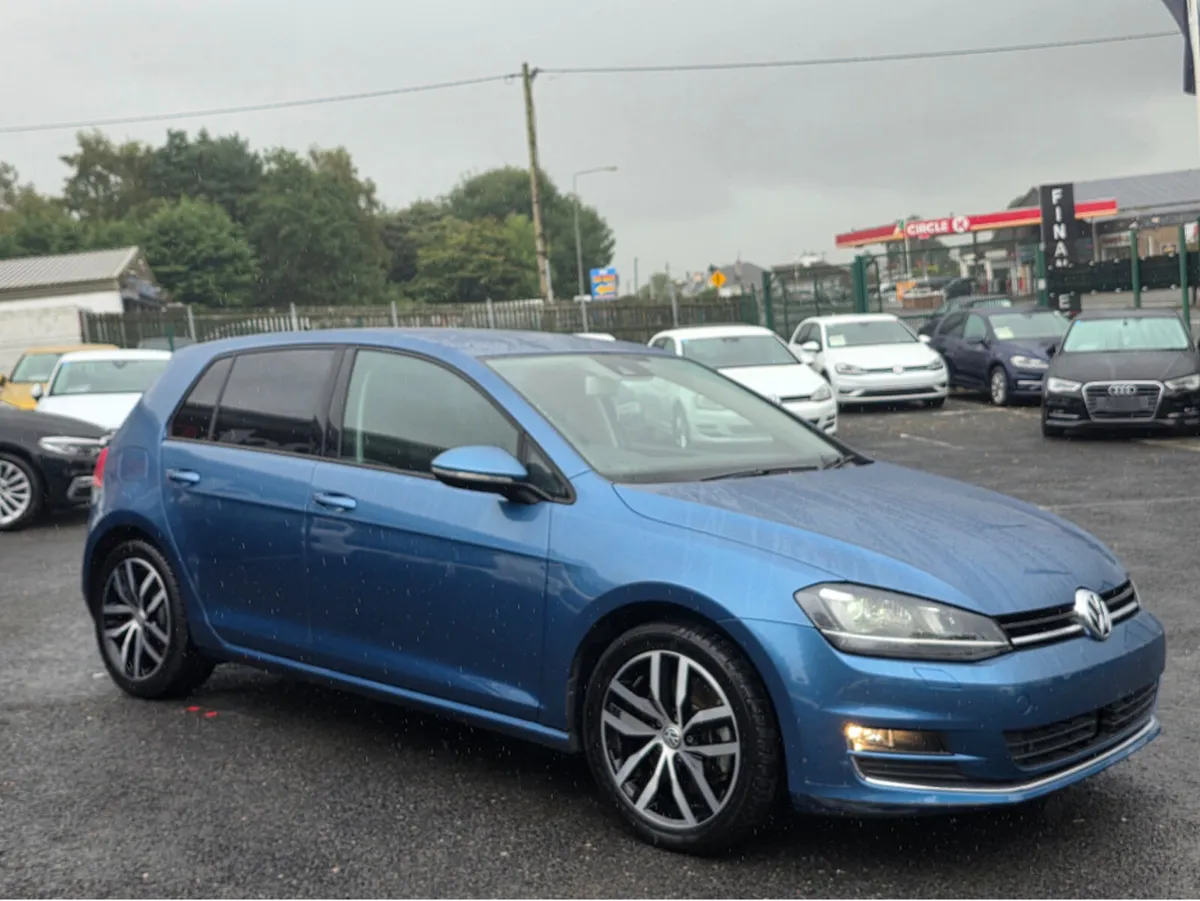 Volkswagen Golf ONLY 28,310KM ! 1.4 TSI AUTOMATIC - Image 2